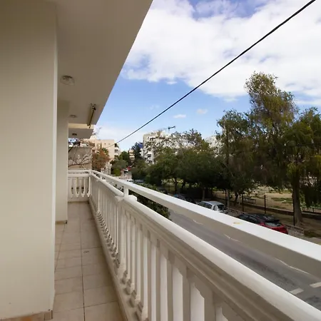 & Peaceful 2br Apartment