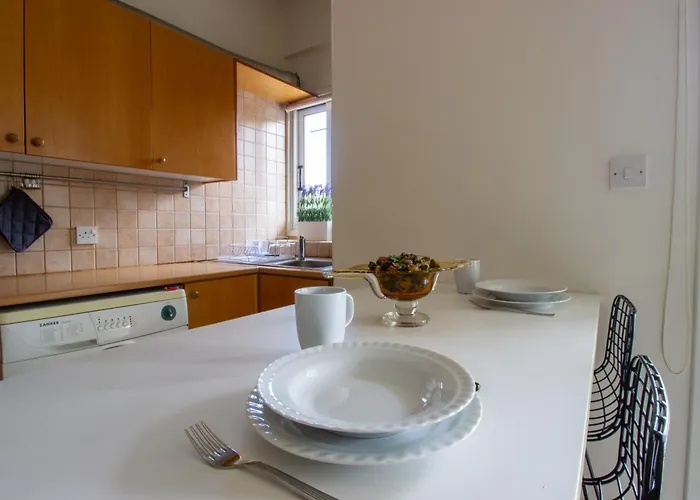 & Peaceful 2br Nicosia